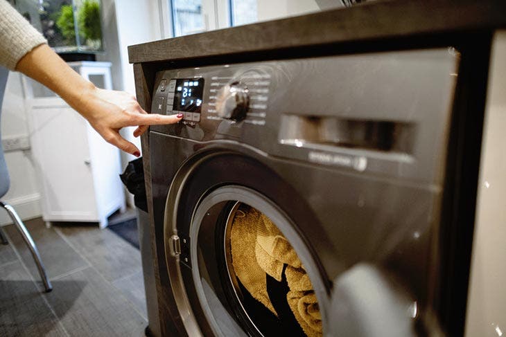 Sécher les vêtements dans la machine à laver